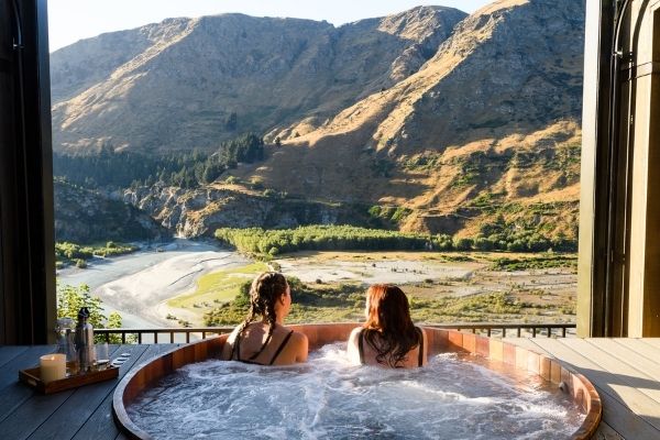 Queenstown Accommodation Wicked Hens Parties Page Image
